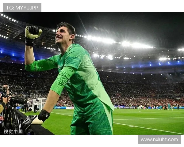 库尔图瓦庆祝动作分析:结合个人经历与激情展现球员个性 库尔图瓦庆祝动作分析:结合个人经历与激情展现球员个性