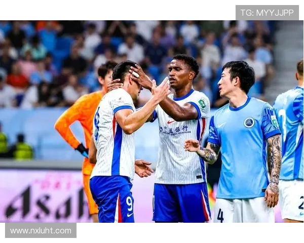 上海申花争冠稳定性面临考验：关键阶段表现波动对竞争格局带来变化